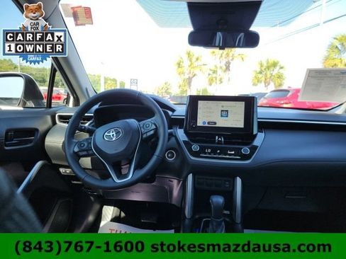 Used 2023 Toyota Corolla Cross LE w/ Moonroof Package FWD image 2