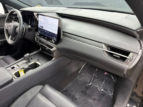 Used 2024 Lexus RX 350 AWD w/ Convenience Package image 27