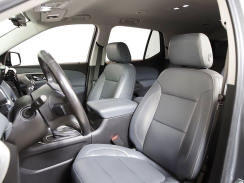 Used 2020 Chevrolet Traverse LT w/ LT Premium Package AWD/4WD image 21