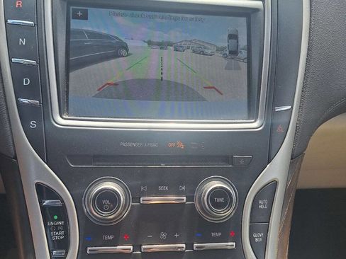 Used 2018 Lincoln MKX Reserve w/ Lincoln MKX Climate Package AWD/4WD image 16
