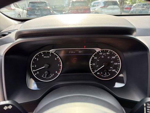 Used 2024 Nissan Rogue S FWD image 21