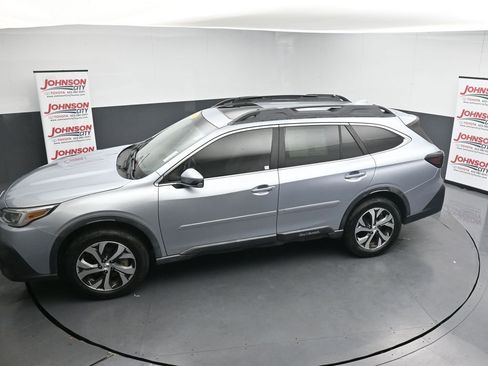Used 2020 Subaru Outback Limited AWD/4WD image 27