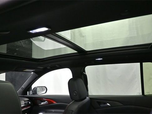 New 2026 Chevrolet Traverse RS w/ LPO, Floor Liner Package image 16