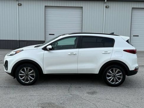 Certified 2022 Kia Sportage Nightfall Edition w/ Nighfall AWD Premium Package image 4