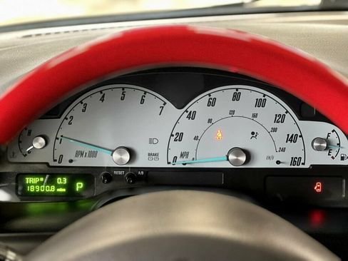 Used 2002 Ford Thunderbird RWD image 17