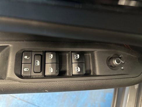 Used 2022 Jeep Compass Trailhawk w/ Trailhawk Elite Group image 25