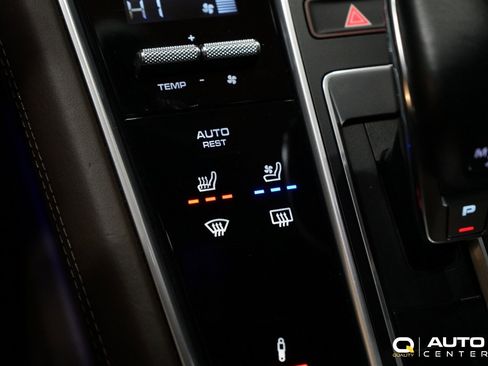Used 2019 Porsche Panamera Turbo S image 35
