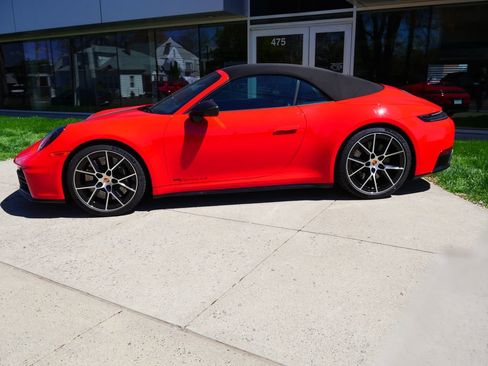 New 2026 Porsche 911 Carrera S RWD image 2