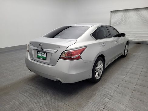 Used 2015 Nissan Altima 2.5 SV FWD image 9