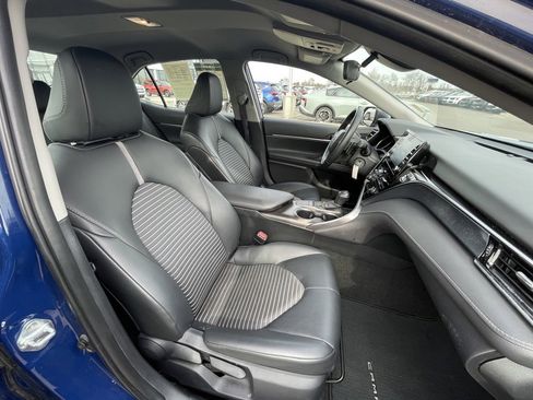 Used 2024 Toyota Camry SE image 27