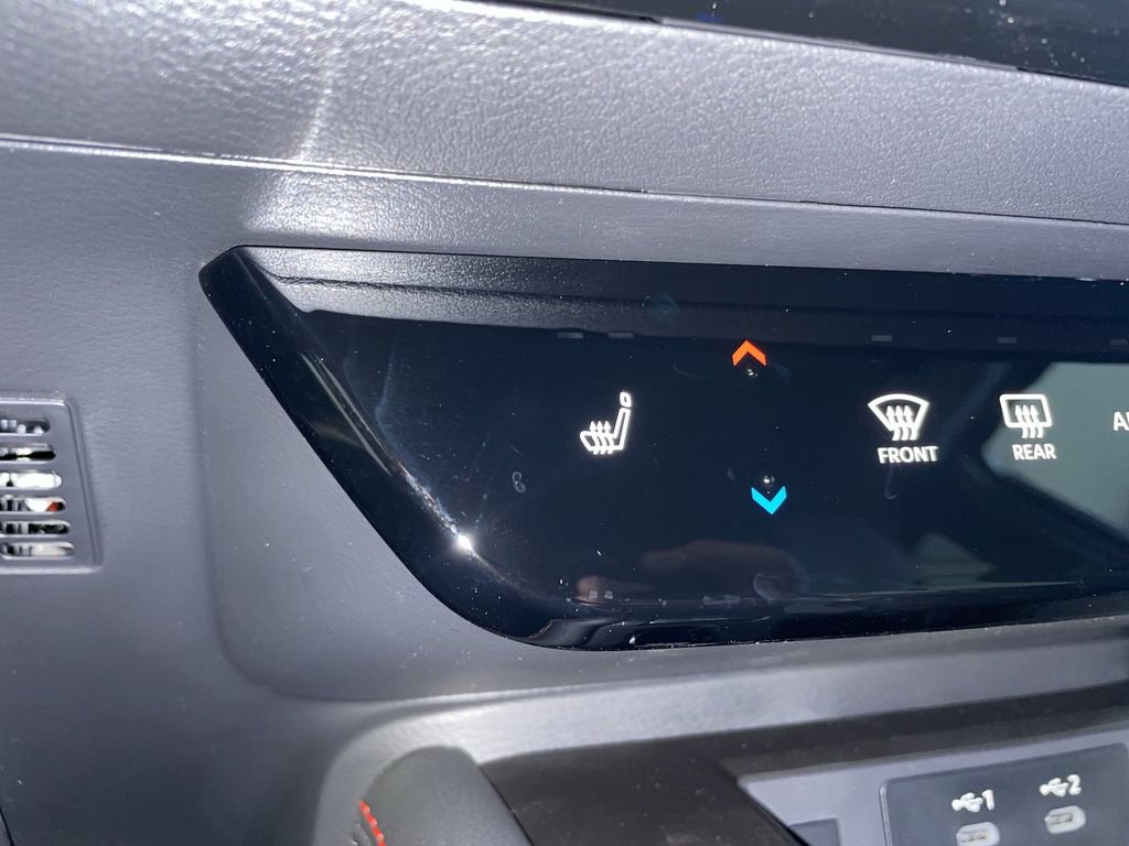 Certified 2026 Nissan Kicks SR w/ Cold Weather Package AWD/4WD image 27