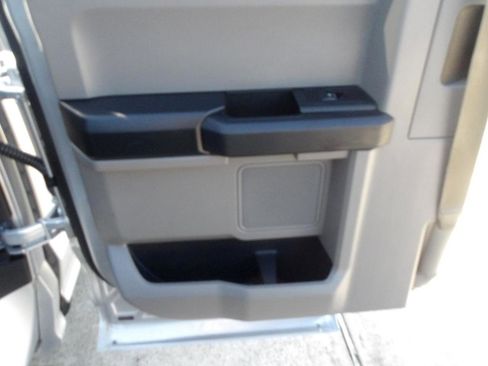 Used 2016 Ford F150 XL w/ Equipment Group 101A Mid RWD image 16