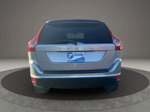 Used 2011 Volvo XC60 T6 image 8