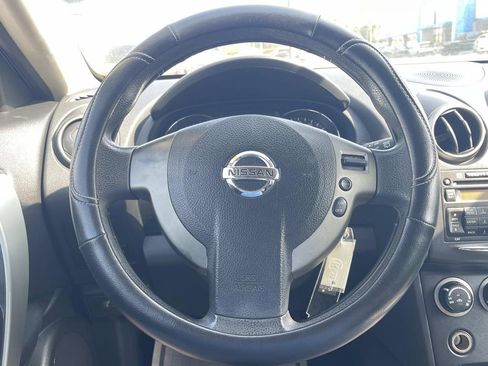 Used 2013 Nissan Rogue S image 21