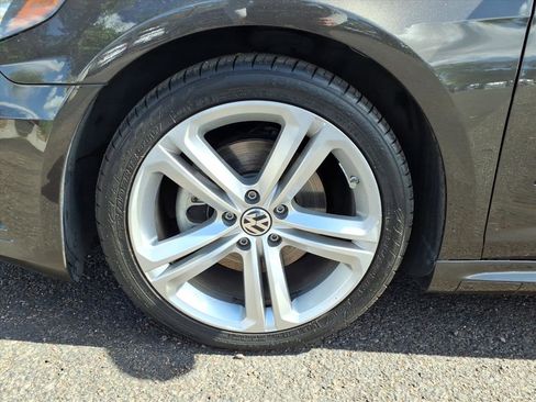 Used 2016 Volkswagen CC R-Line image 9
