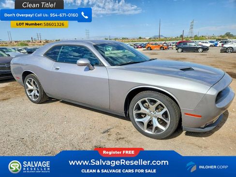 Used 2015 Dodge Challenger SXT Plus w/ Driver Convenience Group RWD image 5
