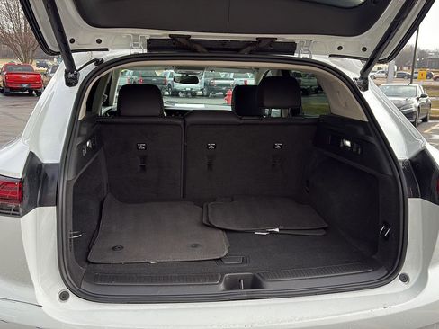 Used 2022 Buick Envision Essence w/ Technology Package I image 21