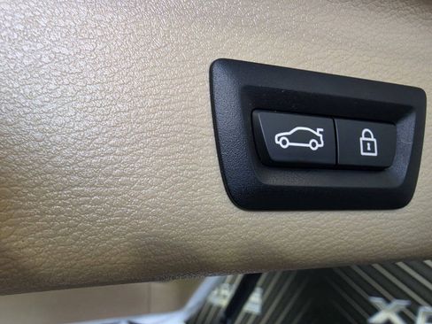 Used 2013 BMW X3 xDrive28i AWD/4WD image 30