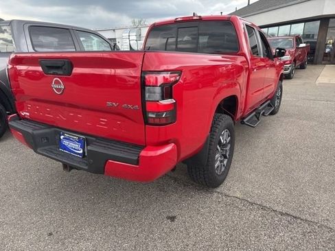 Used 2022 Nissan Frontier SV w/ Technology Package image 5