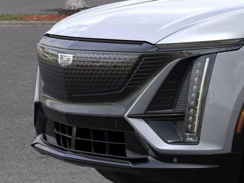 New 2026 Cadillac Lyriq Sport AWD/4WD image 13