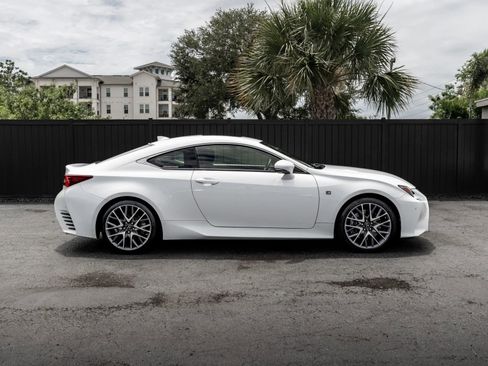 Used 2017 Lexus RC 200t F Sport RWD image 2