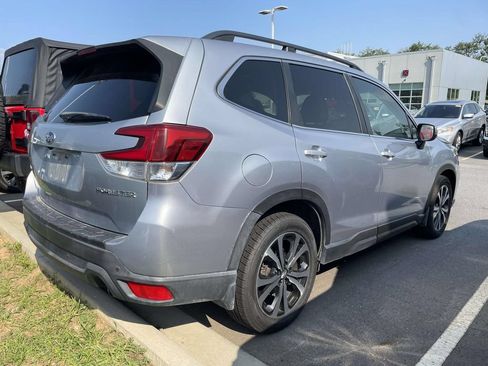 Used 2020 Subaru Forester Limited w/ Popular Package #3 AWD/4WD image 4