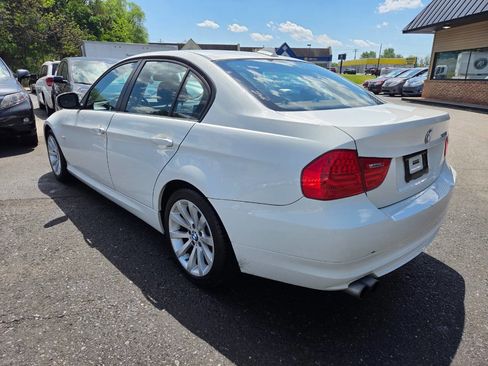Used 2011 BMW 328i Sedan w/ Premium Pkg RWD image 7