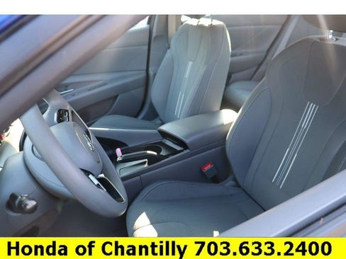 Used 2021 Hyundai Elantra SEL image 23