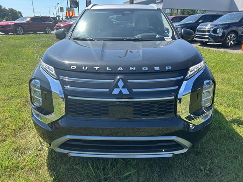 New 2025 Mitsubishi Outlander AWD image 5