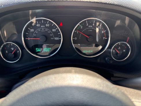 Used 2011 Jeep Wrangler Sport AWD/4WD image 23