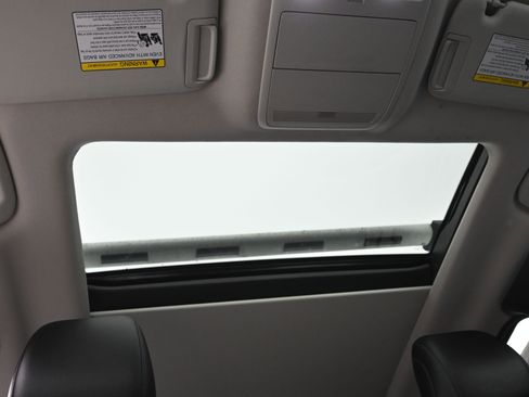 Used 2024 MAZDA CX-50 AWD 2.5 Turbo image 27