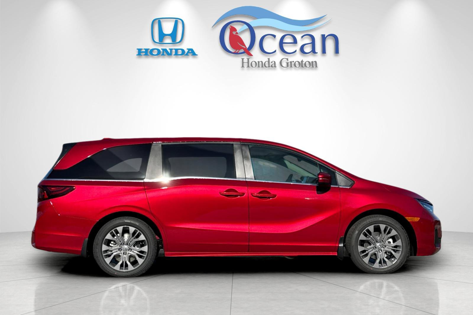 New 2026 Honda Odyssey Touring image 6