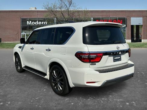 Certified 2023 Nissan Armada Platinum w/ Captain's Chairs Package RWD image 2