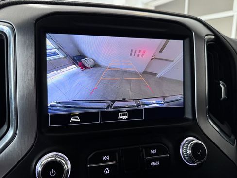 Used 2021 GMC Sierra 1500 Elevation w/ Preferred Package image 19