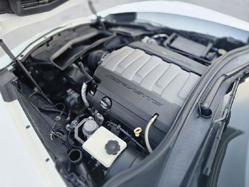 Used 2015 Chevrolet Corvette Stingray Coupe image 22