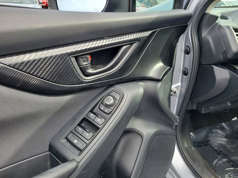 Used 2021 Subaru Crosstrek 2.0i Premium w/ Moonroof Package image 18