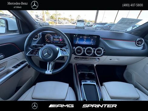 Certified 2025 Mercedes-Benz GLA 250 image 21
