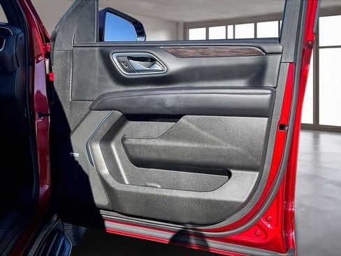 Used 2021 Chevrolet Tahoe LT image 28