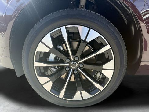 New 2026 Volvo XC60 B5 Plus w/ Protection Package AWD/4WD image 9