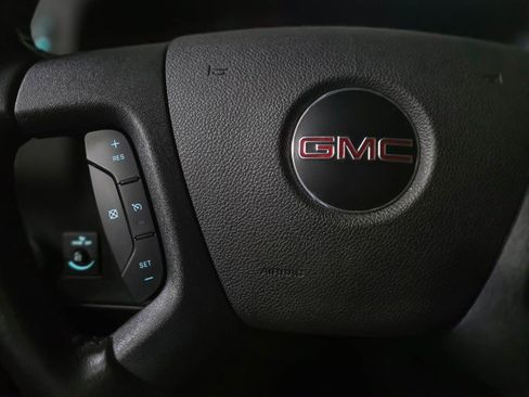 Used 2021 GMC Savana 2500 w/ Driver Convenience Package image 19