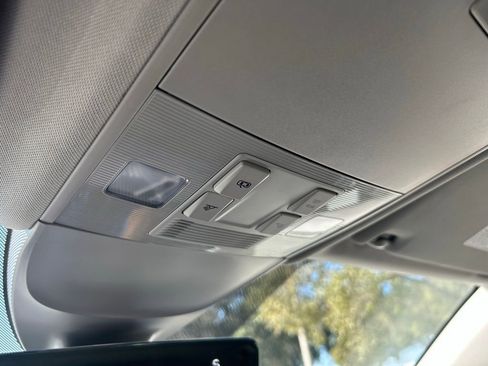 Used 2023 Volkswagen Taos SE image 56