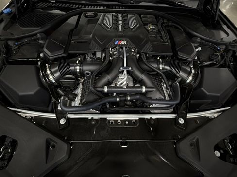 Used 2025 BMW M8 Competition AWD/4WD image 50