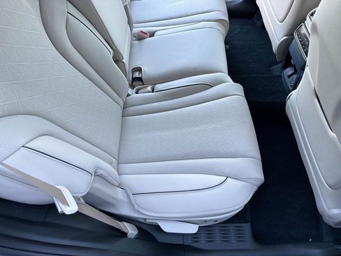 New 2026 Genesis GV80 2.5T Prestige image 13