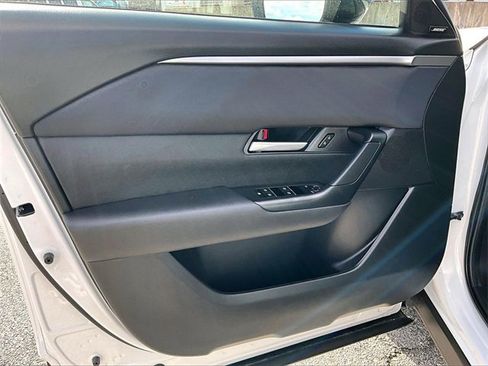 Used 2025 MAZDA CX-50 AWD 2.5 S w/ Premium Package image 9