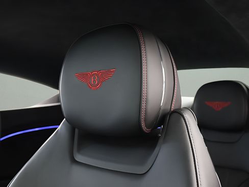 Used 2022 Bentley Continental GT AWD/4WD image 15