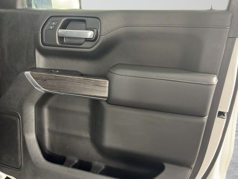 Used 2020 Chevrolet Silverado 1500 LTZ w/ LTZ Plus Package AWD/4WD image 21