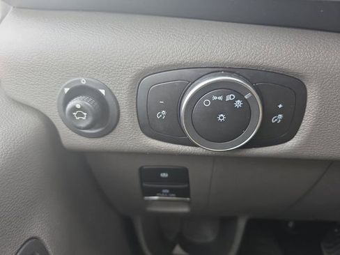 Used 2021 Ford Transit 350 XL image 11