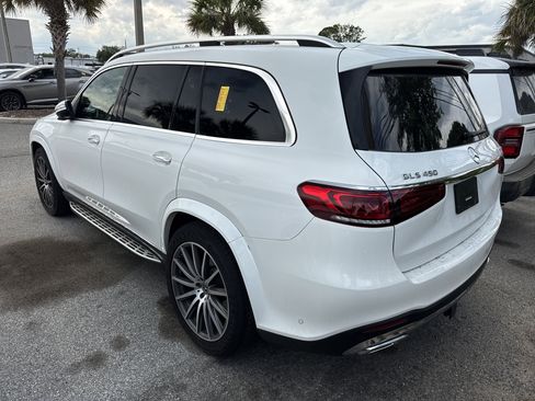 Used 2023 Mercedes-Benz GLS 450 4MATIC image 3