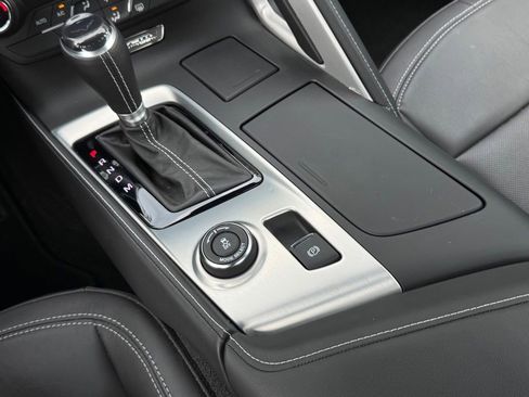 Used 2019 Chevrolet Corvette Stingray Coupe w/ Battery Protection Package RWD image 28