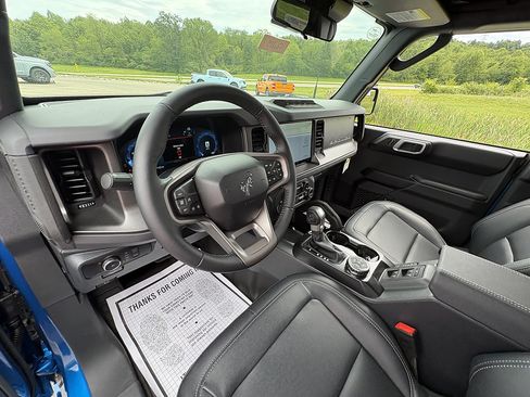 New 2026 Ford Bronco Badlands AWD/4WD image 30